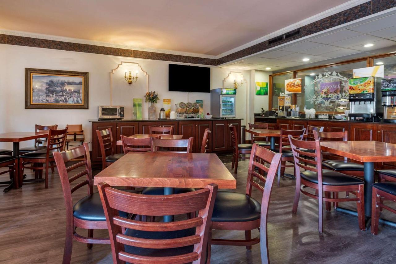 Quality Inn Montgomeryville-Philadelphia Exterior photo