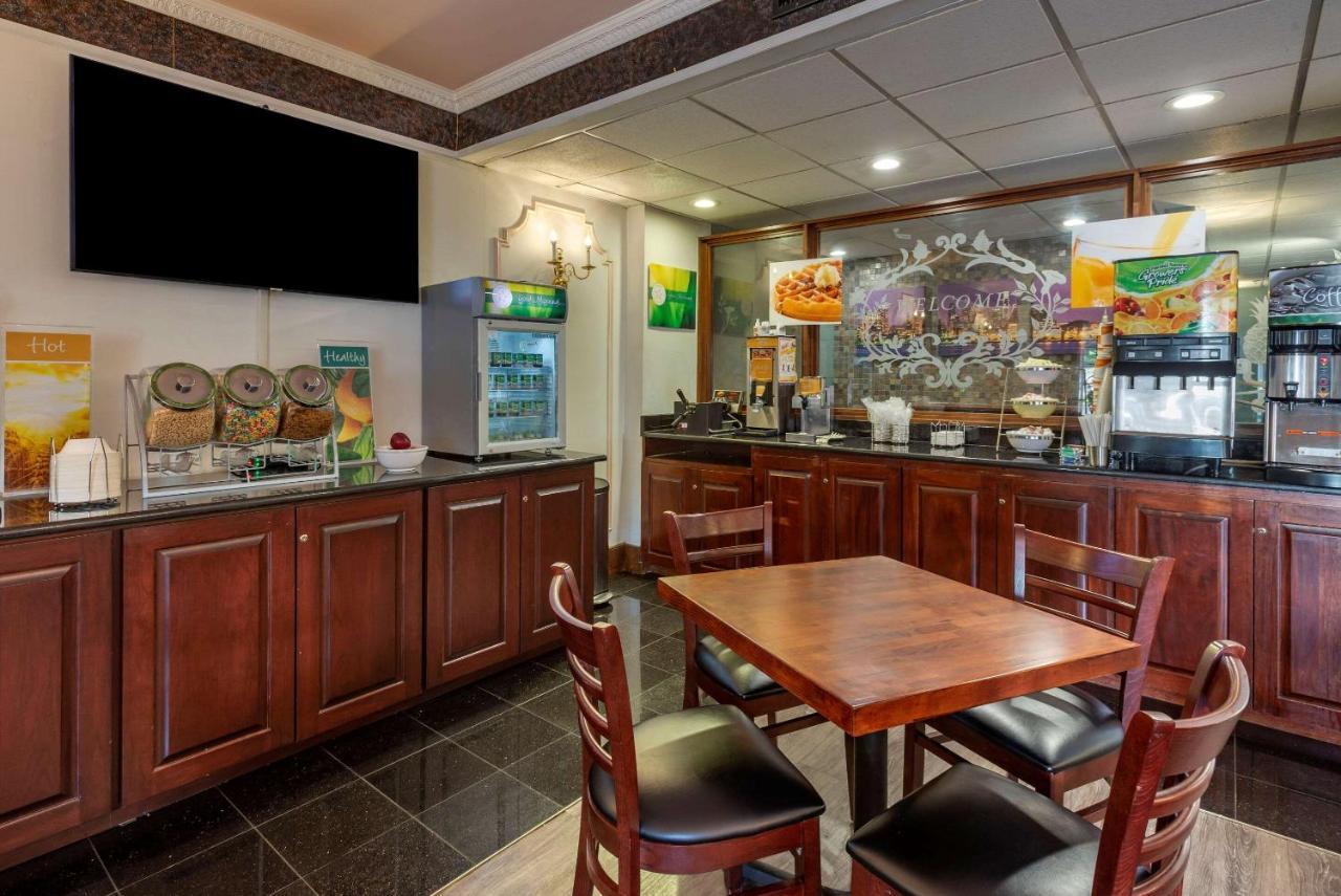 Quality Inn Montgomeryville-Philadelphia Exterior photo